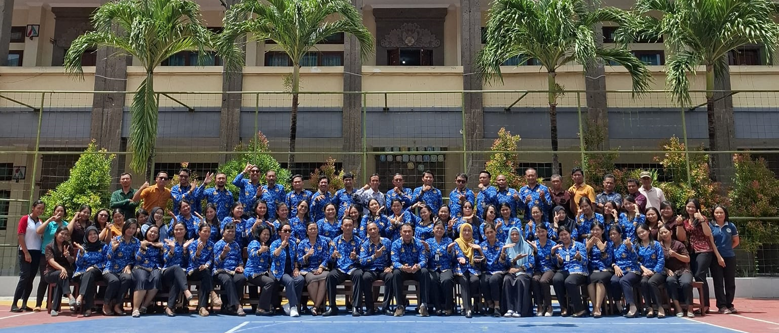 Nama Guru dan Pegawai SMA Negeri 1 Kuta
